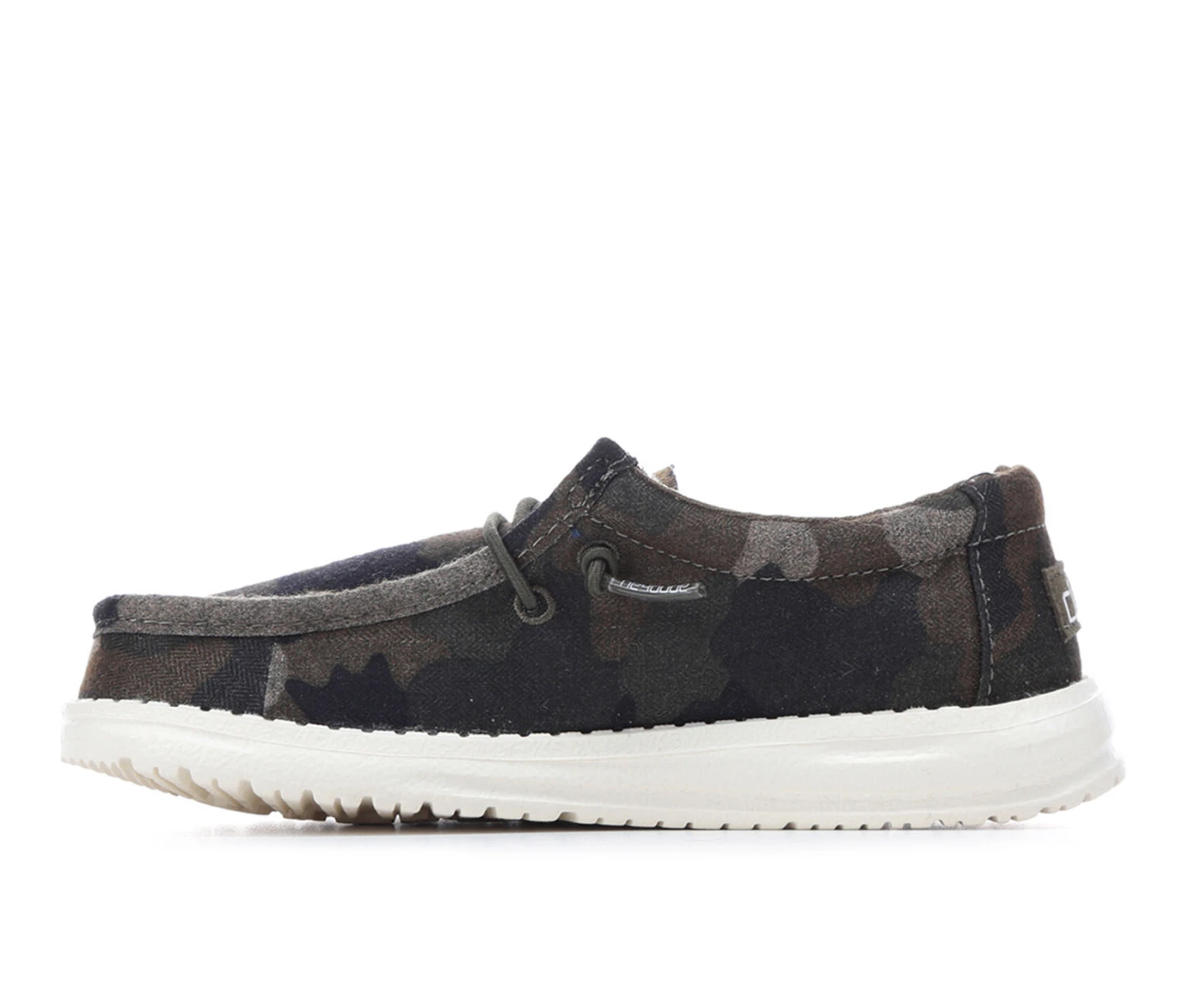Boys' HEYDUDE Little Kid & Big Kid Wally Youth Linen Camo Slip-On Shoes 3 Boys' HEYDUDE Little Kid & Big Kid Wally Youth Linen Camo Slip-On Shoes - Image 3